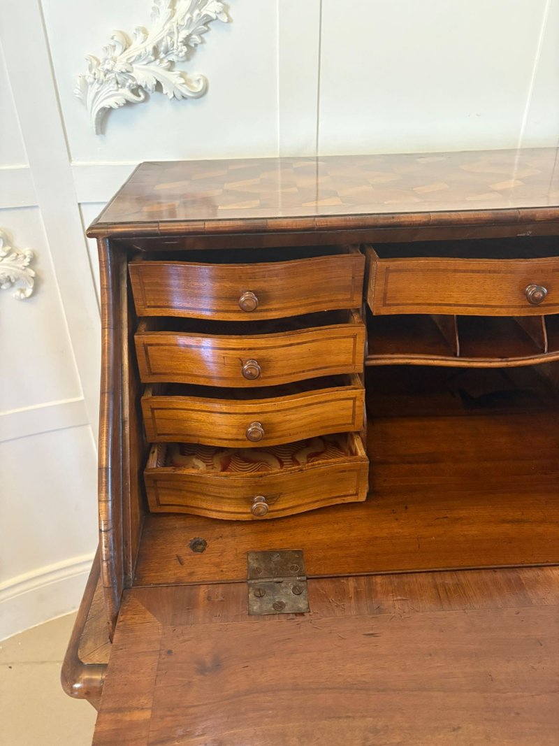 Outstanding Quality Antique 18th Century French Walnut Inlaid Parquetry Bombe Shaped Bureau - Image 12